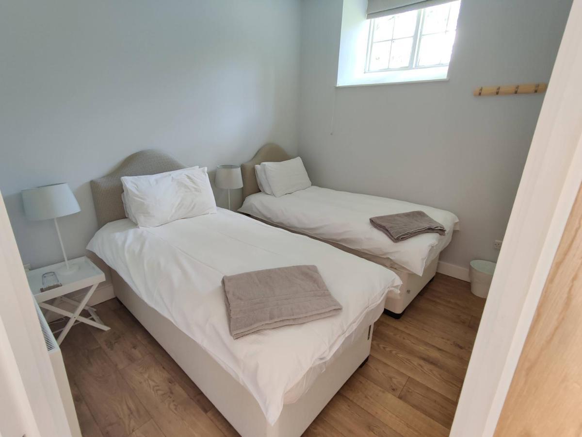Rose Barn Apartamento West Lavington Exterior foto